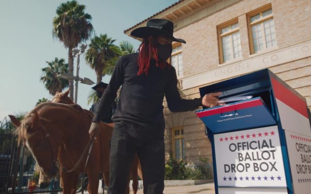 Snoop Dogg’s  “Drop It In The Box!” A Get Out The Vote Video!