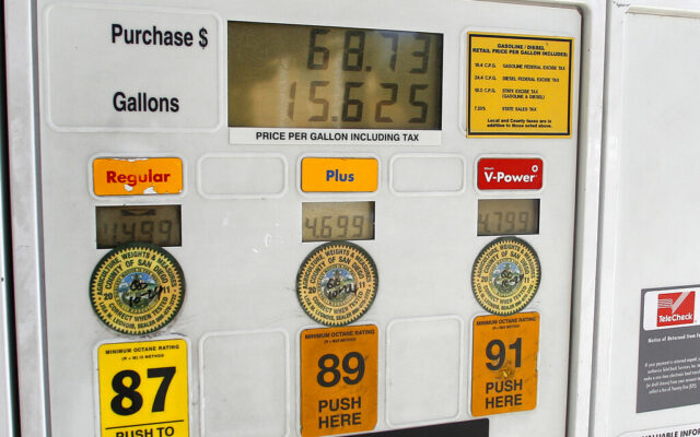 Gas prices hit new record for 10th consecutive day